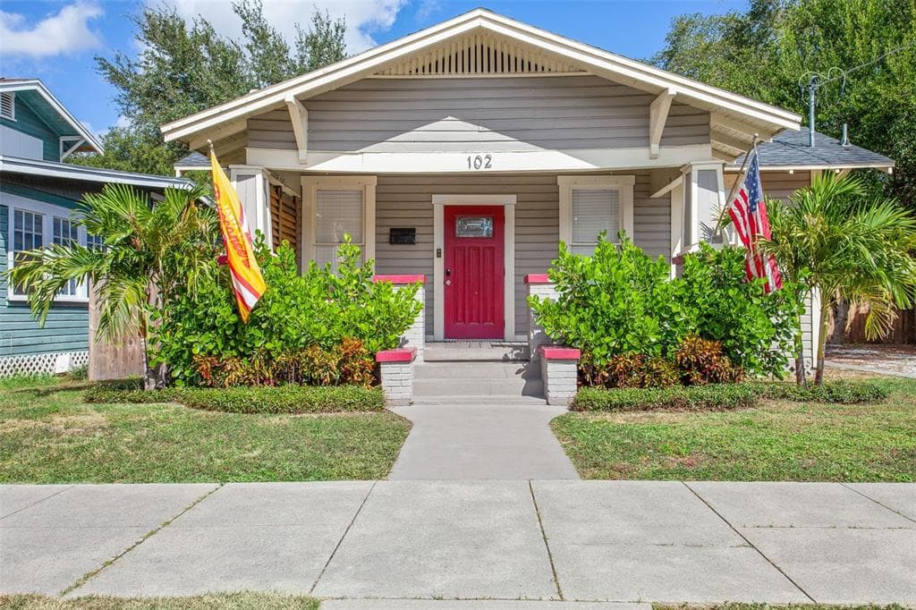 102 E FERN STREET TAMPA, FL 33604
