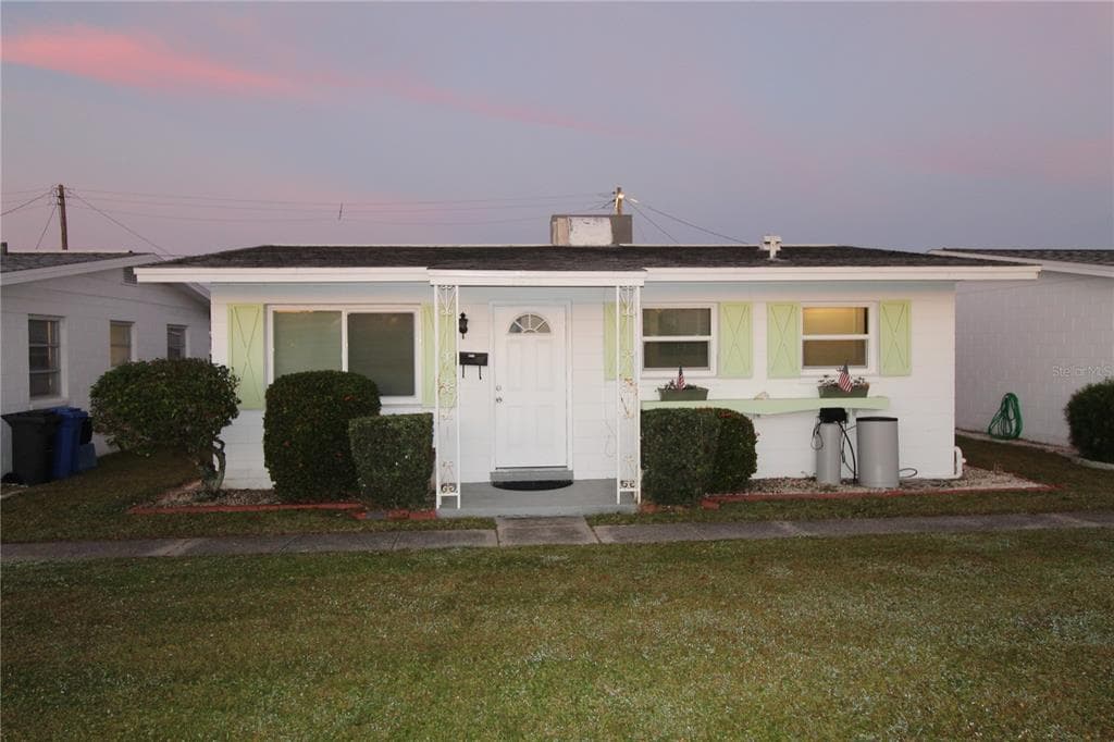 1536 COUNCIL DRIVE SUN CITY CENTER, FL 33573