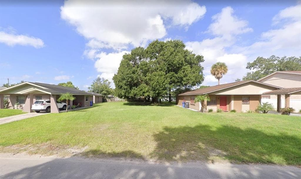 6208 N GRADY AVENUE TAMPA, FL 33614