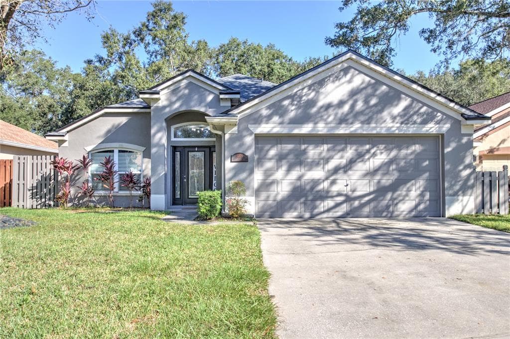 9009 CLIFF LAKE LANE TAMPA, FL 33614