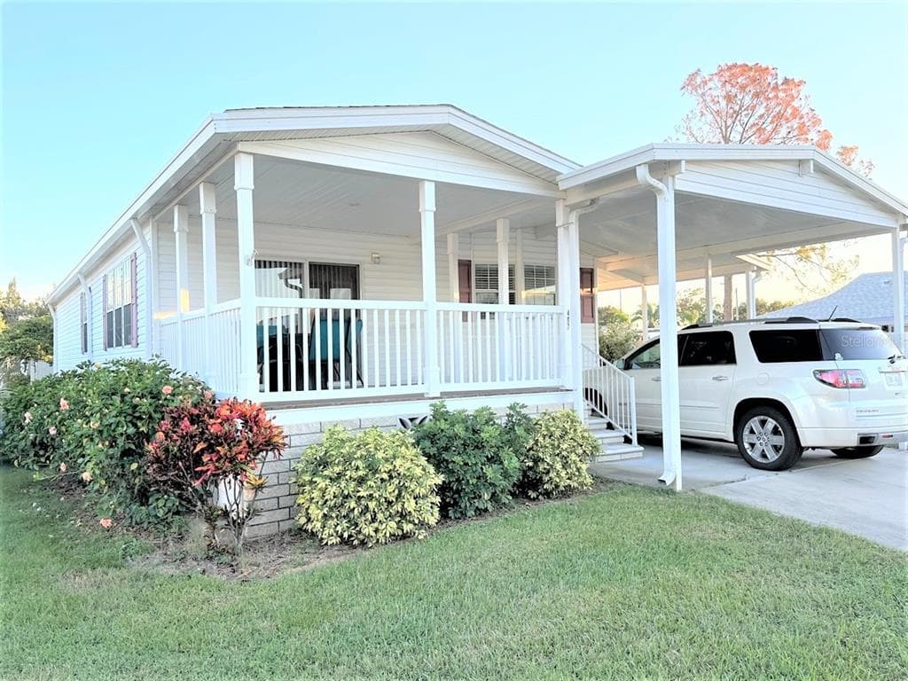 9790 66TH STREET N UNIT 407 PINELLAS PARK, FL 33782