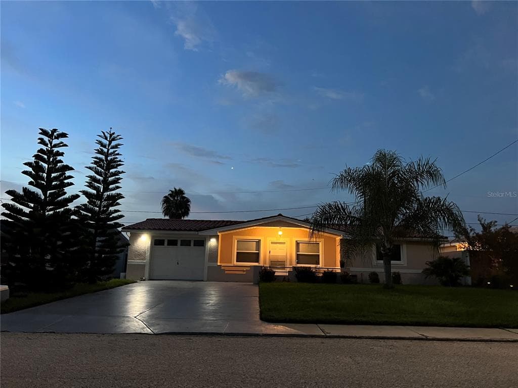 5145 OVERTON DRIVE NEW PORT RICHEY, FL 34652