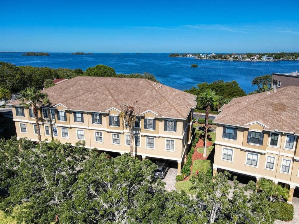 586 BELLA LOOP UNIT 586 DUNEDIN, FL 34698
