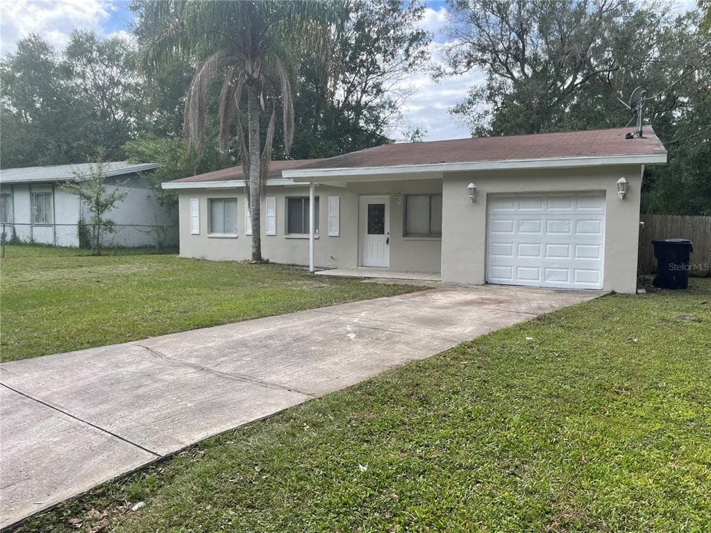 7304 N CENTER DRIVE TAMPA, FL 33604