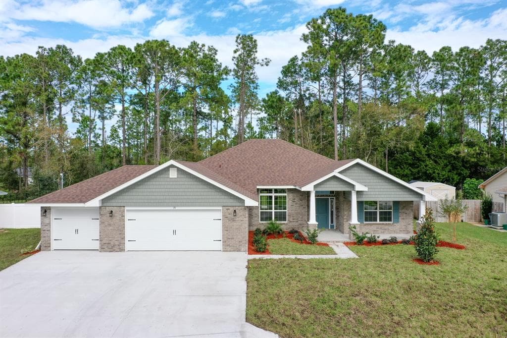 228 LAGOON MIST CT OAK HILL, FL 32759