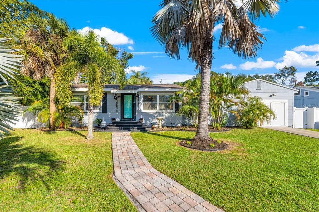 2618 TIFTON STREET S GULFPORT, FL 33711