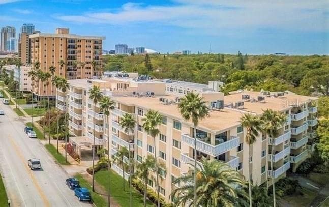 1200 N SHORE DRIVE NE UNIT 316 ST PETERSBURG, FL 33701