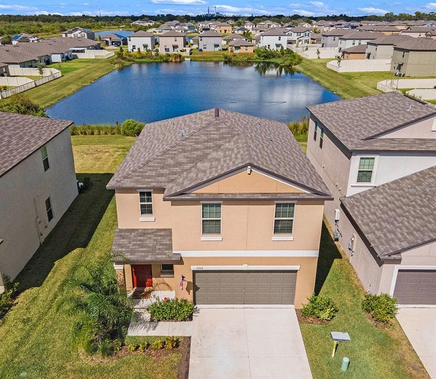 5068 WHITE CHICORY DRIVE APOLLO BEACH, FL 33572