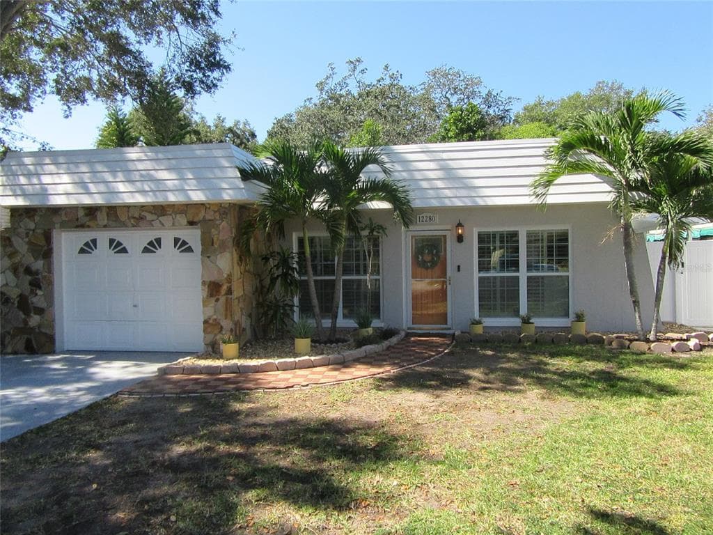 12280 ELDON DRIVE LARGO, FL 33774