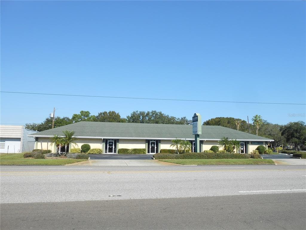 6515 CENTRAL AVENUE ST PETERSBURG, FL 33710