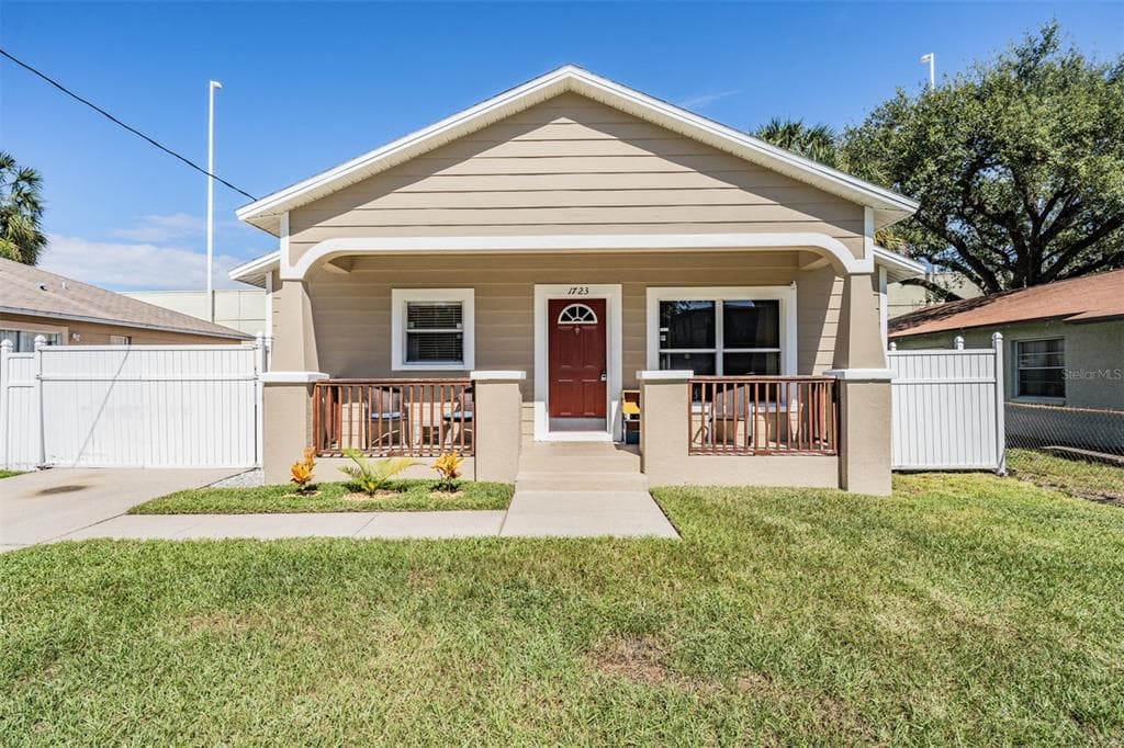1723 W LA SALLE STREET TAMPA, FL 33607