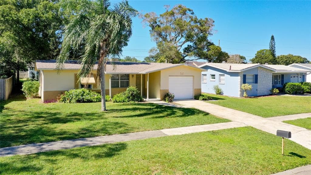 1021 SAN REMO DRIVE LARGO, FL 33770