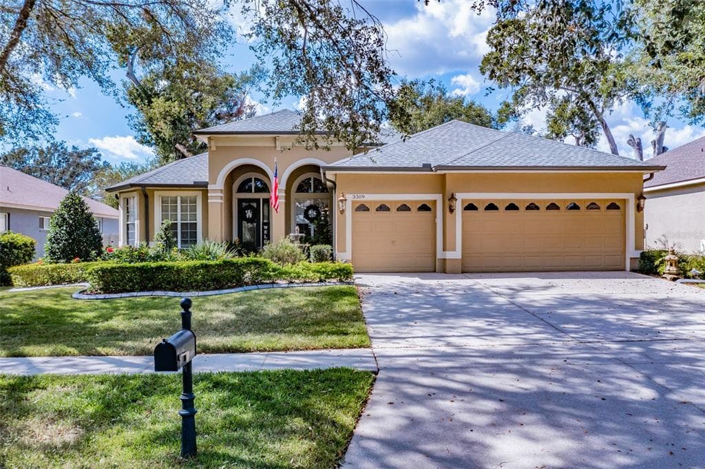 3309 EASTMONTE DRIVE VALRICO, FL 33596