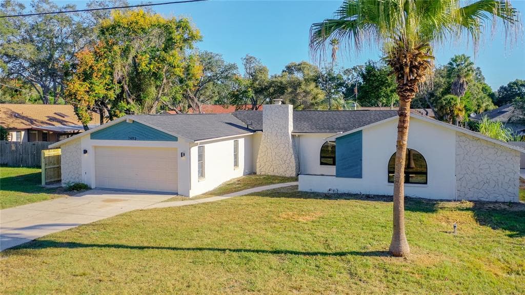 7493 LULLWATER AVENUE SPRING HILL, FL 34606