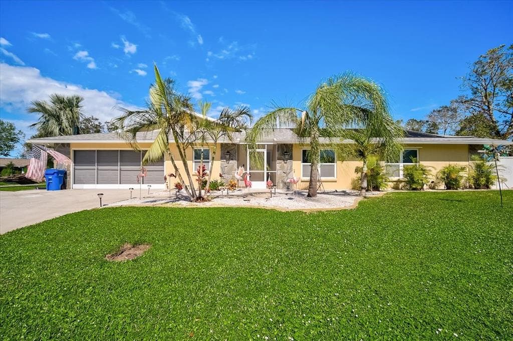 336 PARKVIEW DRIVE VENICE, FL 34293