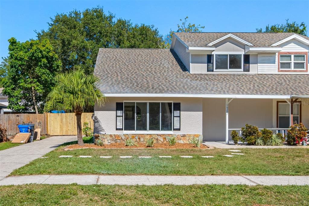 16207 COPPERFIELD DRIVE TAMPA, FL 33618