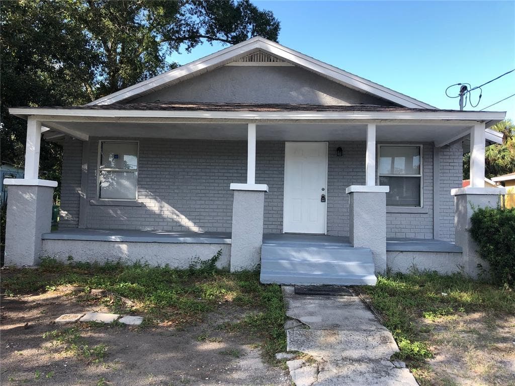 2620 E NORTH BAY STREET TAMPA, FL 33610