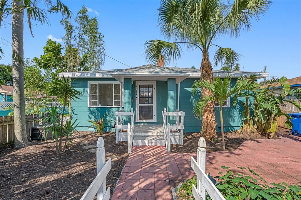 4839 20TH AVENUE N ST PETERSBURG, FL 33713