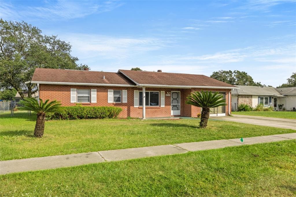 6204 16TH STREET ZEPHYRHILLS, FL 33542