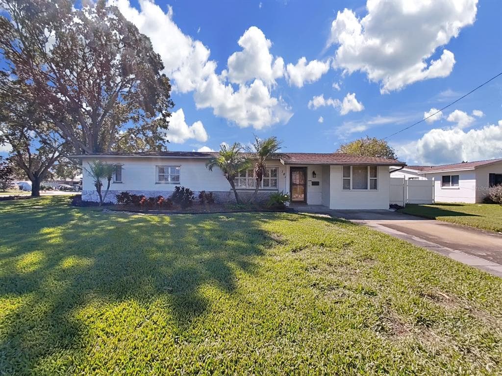 184 94TH AVENUE NE ST PETERSBURG, FL 33702