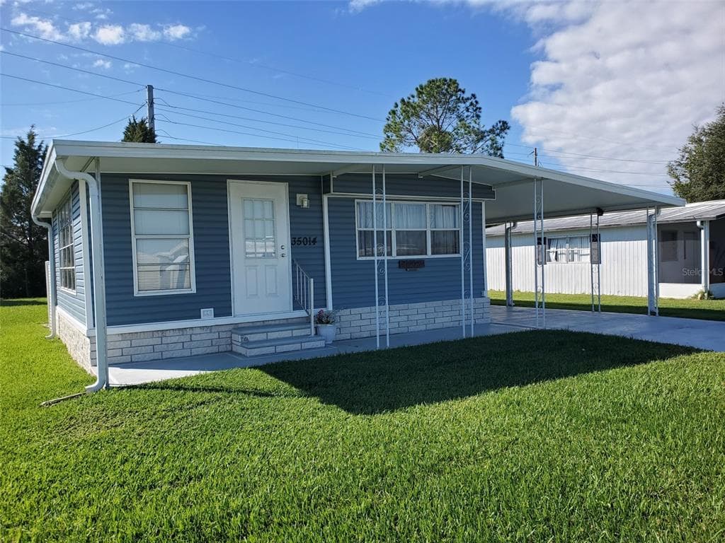 35014 CARL AVENUE ZEPHYRHILLS, FL 33541