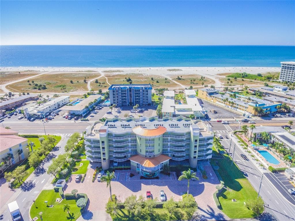 11605 GULF BOULEVARD UNIT 208 TREASURE ISLAND, FL 33706