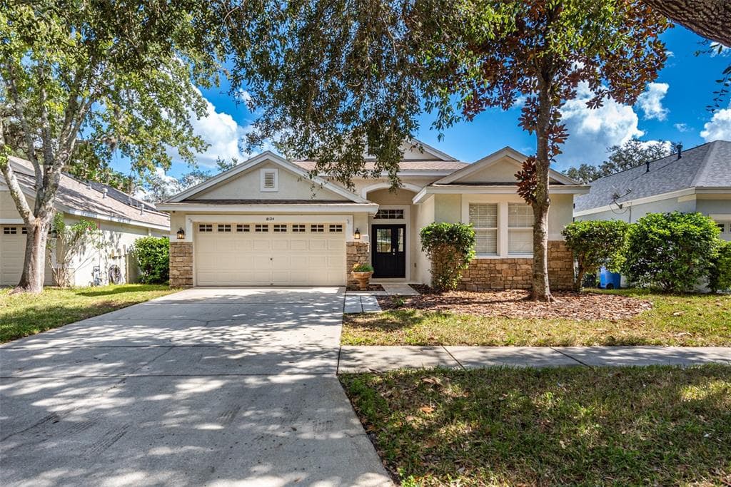 6124 GANNETWOOD PLACE LITHIA, FL 33547