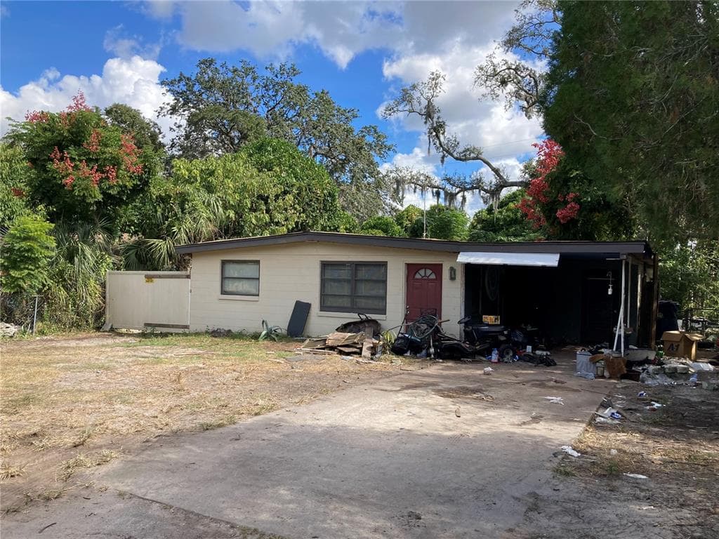 7032 LENOX DRIVE NEW PORT RICHEY, FL 34653