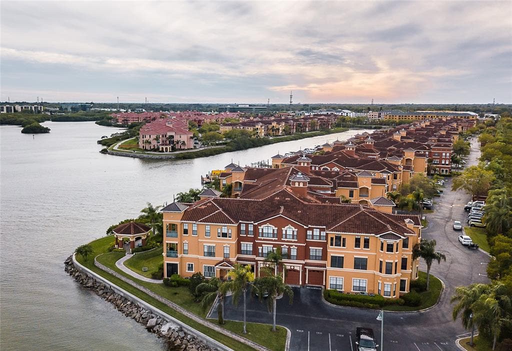 2773 VIA CIPRIANI UNIT 1330A CLEARWATER, FL 33764