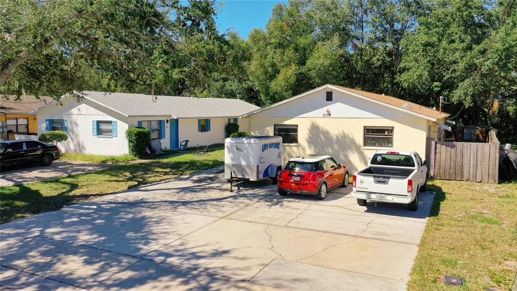 3592 MERIDEN AVENUE OLDSMAR, FL 34677