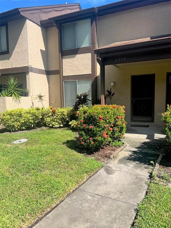 3215 PINE CONE CIRCLE CLEARWATER, FL 33760