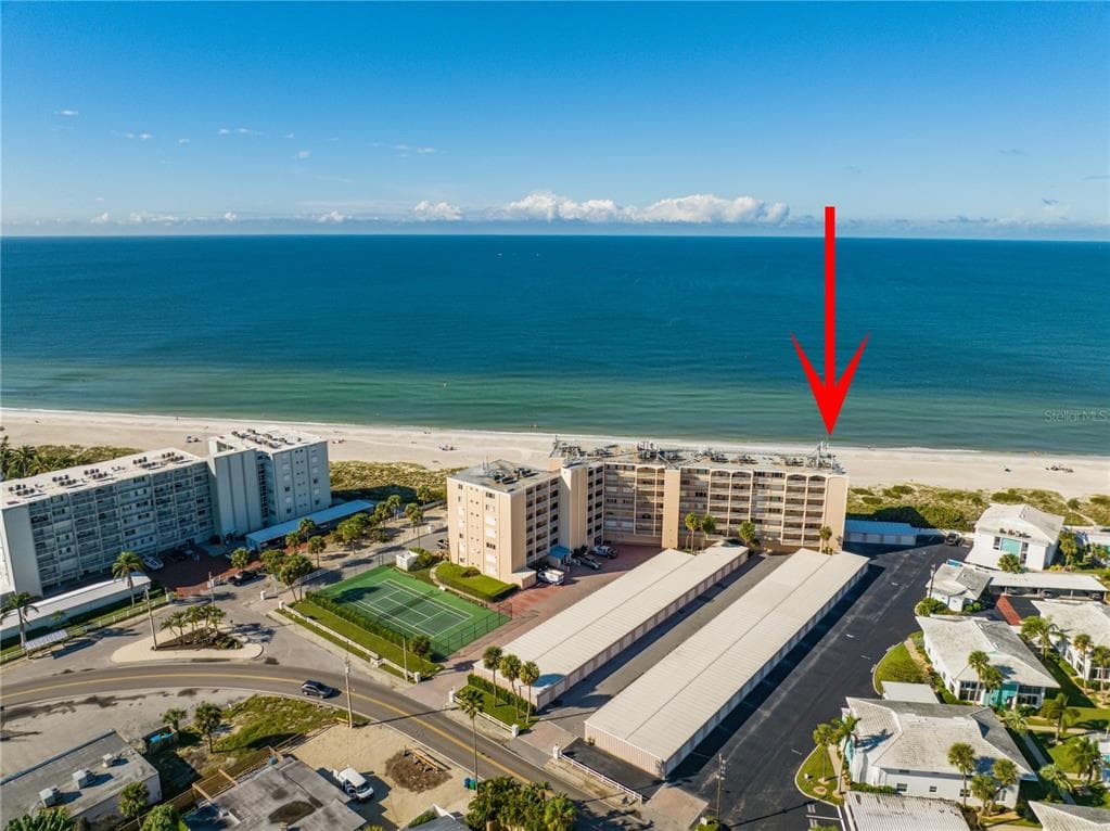 5300 GULF DRIVE UNIT 610 HOLMES BEACH, FL 34217