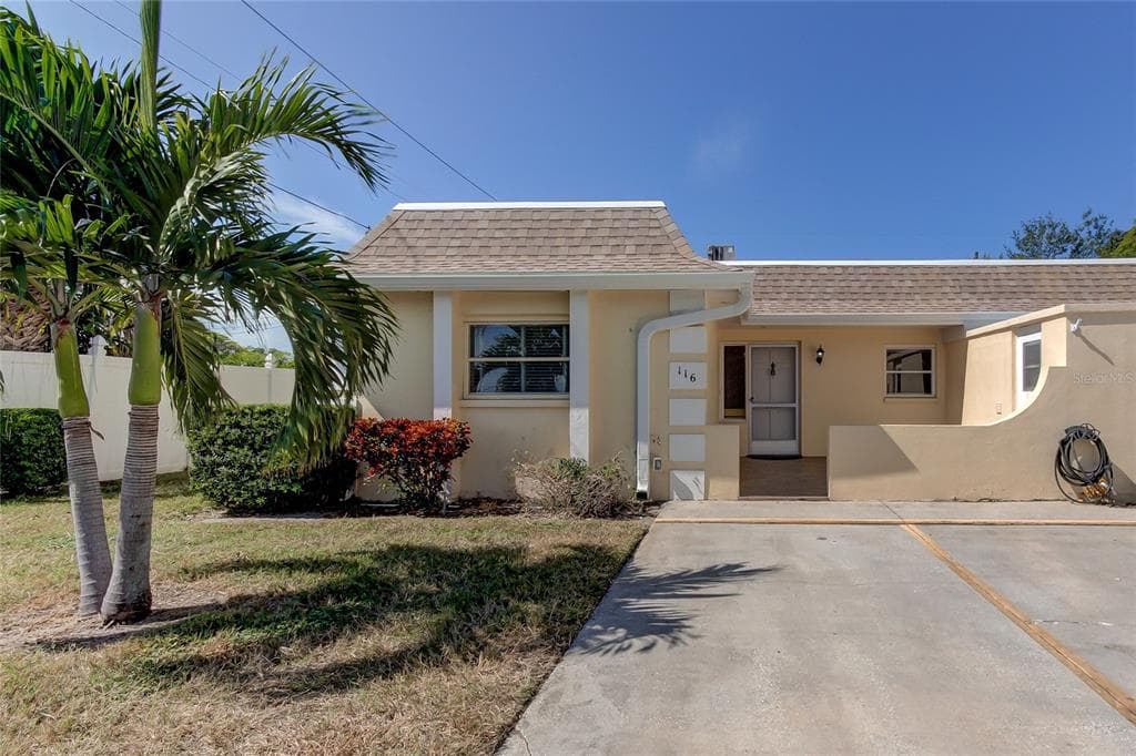 610 INDIAN ROCKS ROAD N UNIT 116 BELLEAIR BLUFFS, FL 33770