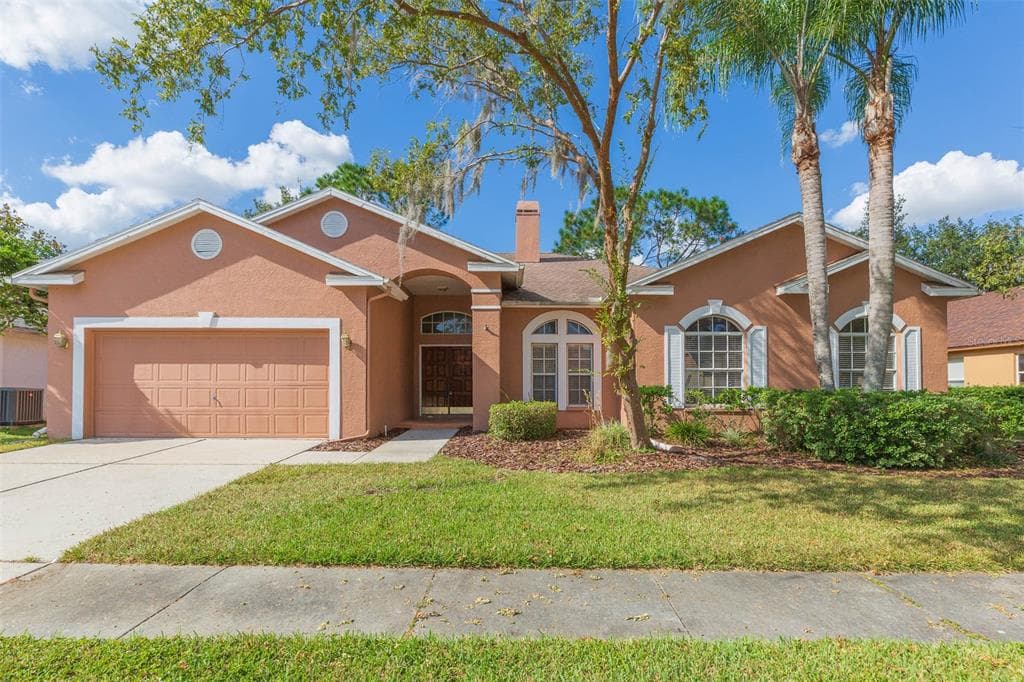28203 BROKENMEAD PATH WESLEY CHAPEL, FL 33543