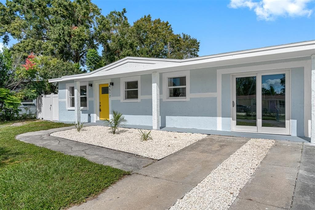 4517 W KNOLLWOOD STREET TAMPA, FL 33614