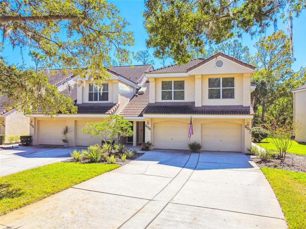208 CLAYS TRAIL UNIT 208 OLDSMAR, FL 34677