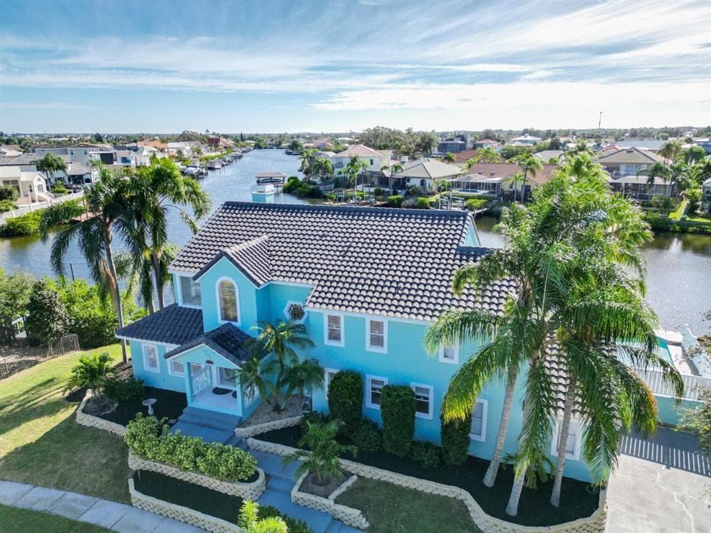 912 SYMPHONY ISLES BOULEVARD APOLLO BEACH, FL 33572