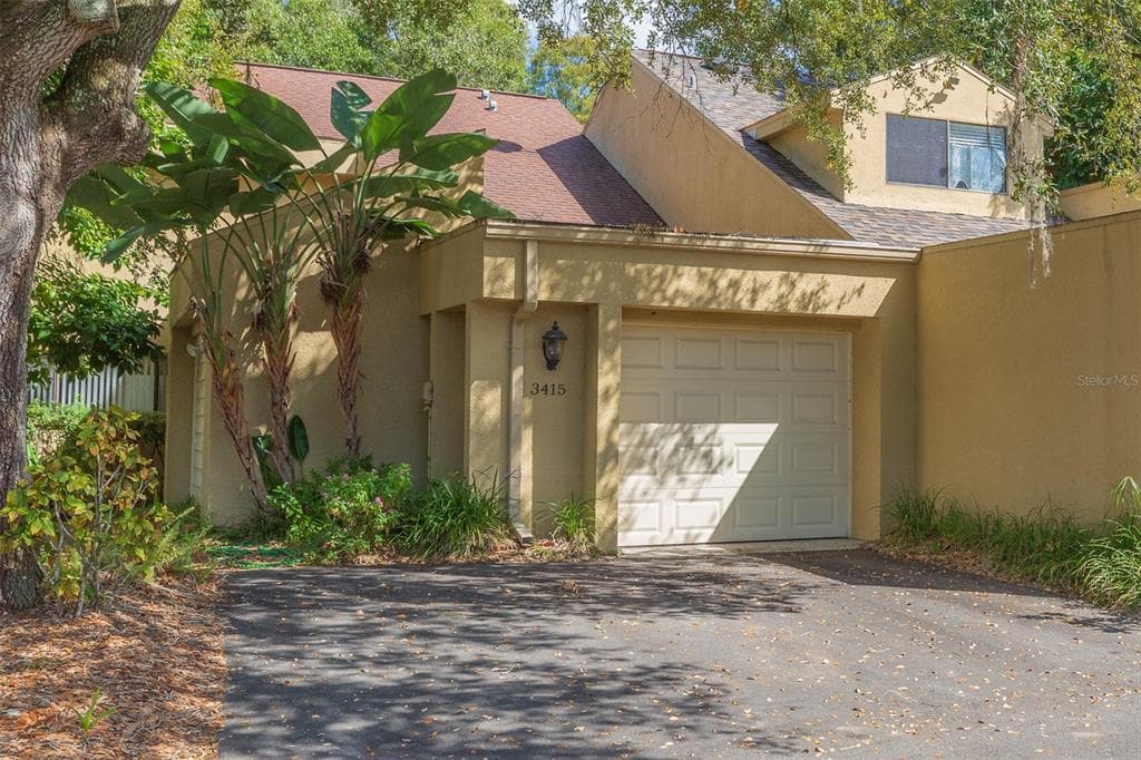 3415 ELLENWOOD LANE TAMPA, FL 33618