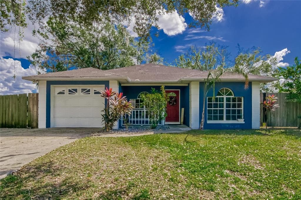 602 BROWN ST PLANT CITY, FL 33563