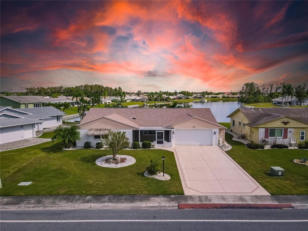 1531 W DEL WEBB BOULEVARD SUN CITY CENTER, FL 33573