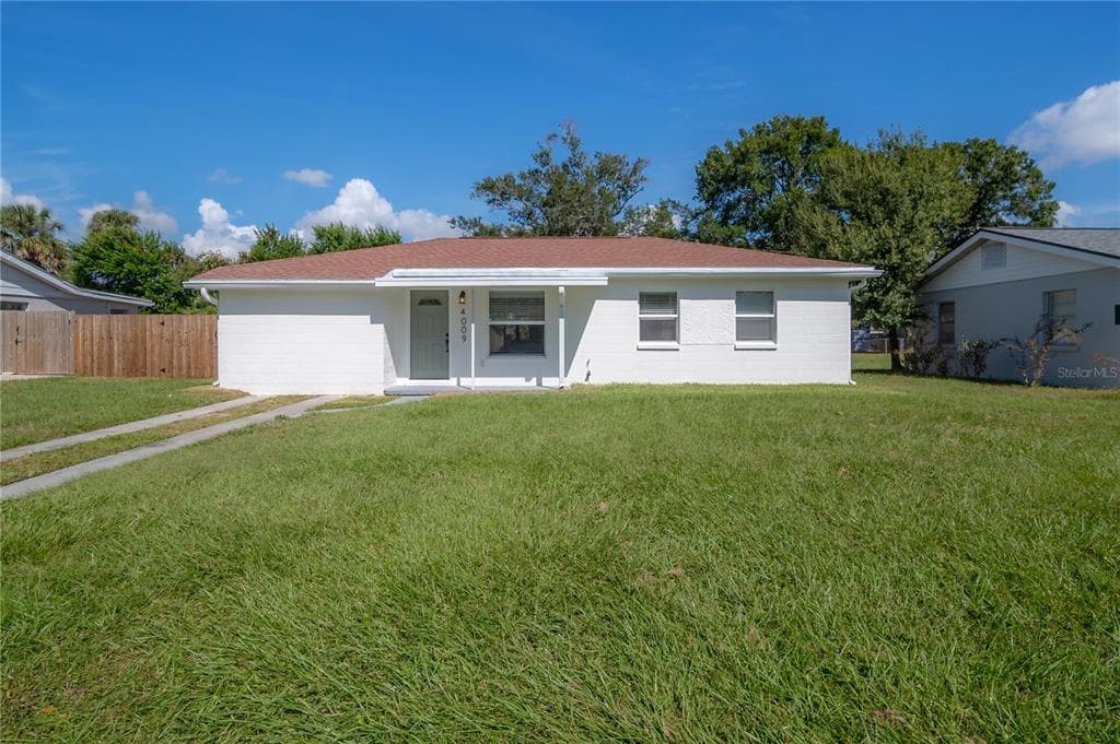 4009 W TYSON AVENUE TAMPA, FL 33611