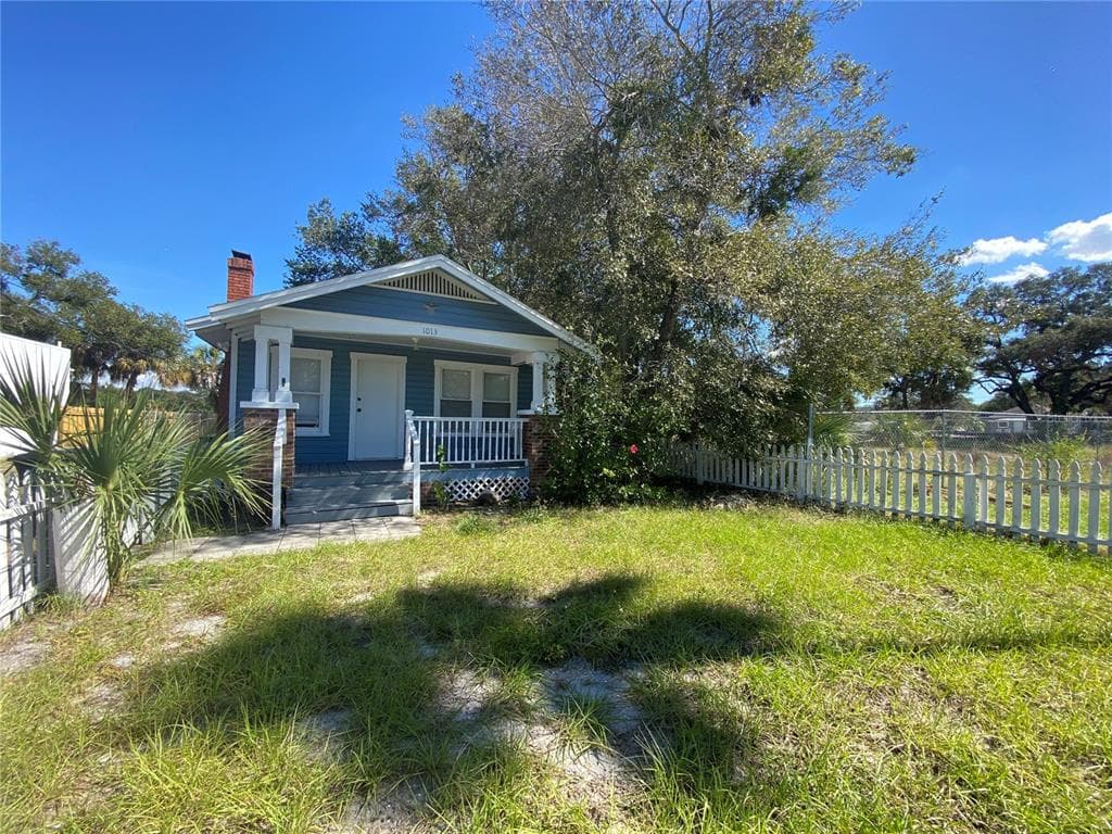 1013 N GARDEN AVENUE CLEARWATER, FL 33755