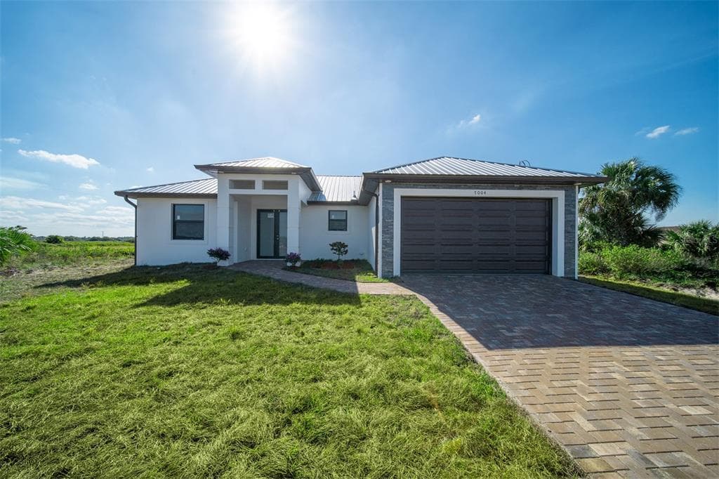 7029 BRAZIL CIRCLE LABELLE, FL 33935