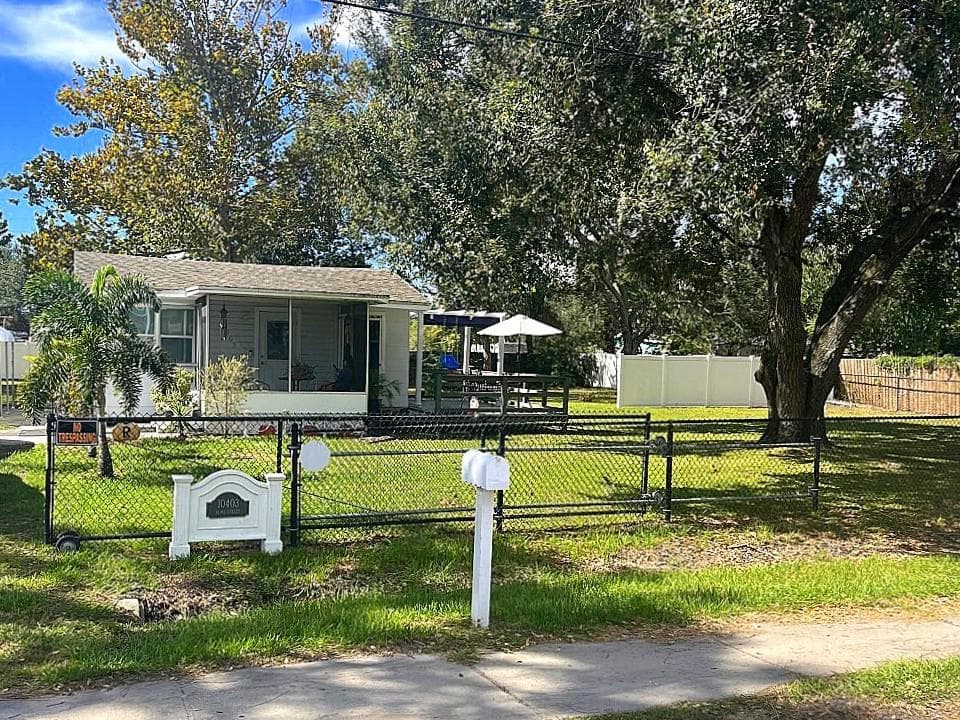 10403 ALMA STREET GIBSONTON, FL 33534