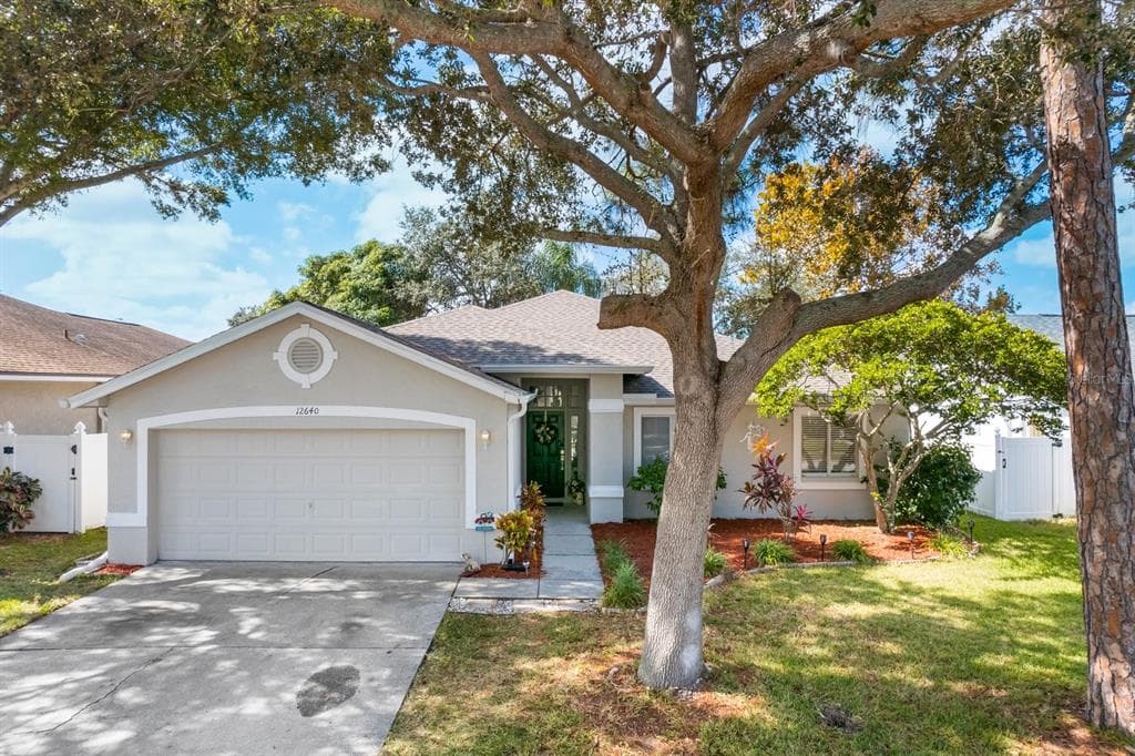 12640 PINEFOREST WAY E LARGO, FL 33773