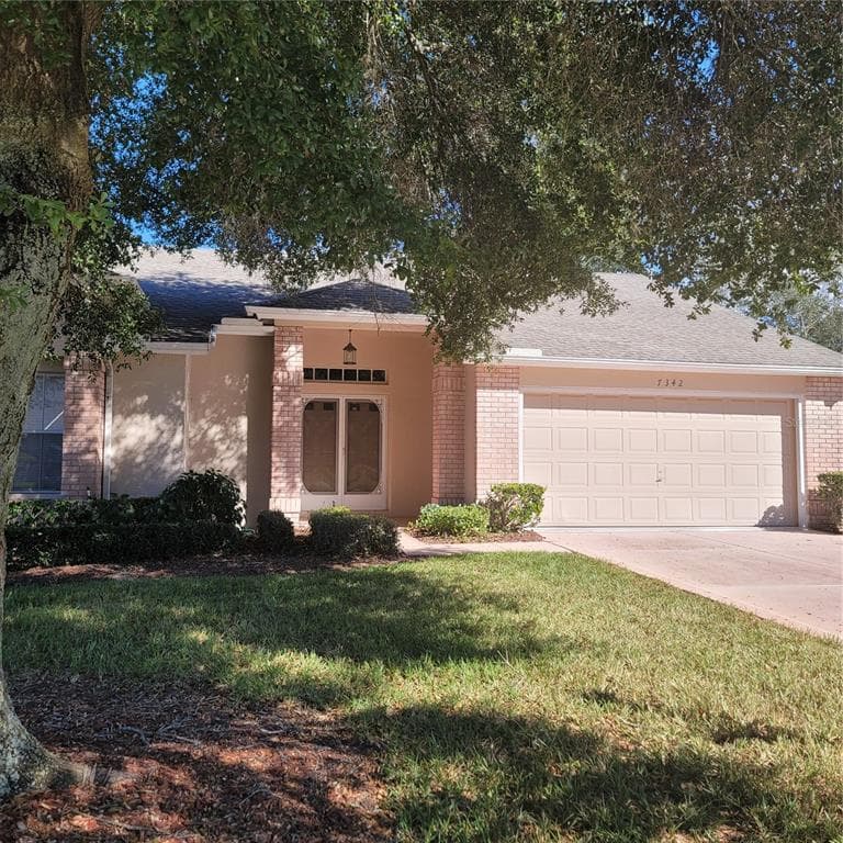 7342 WILLOW BROOK DRIVE SPRING HILL, FL 34606