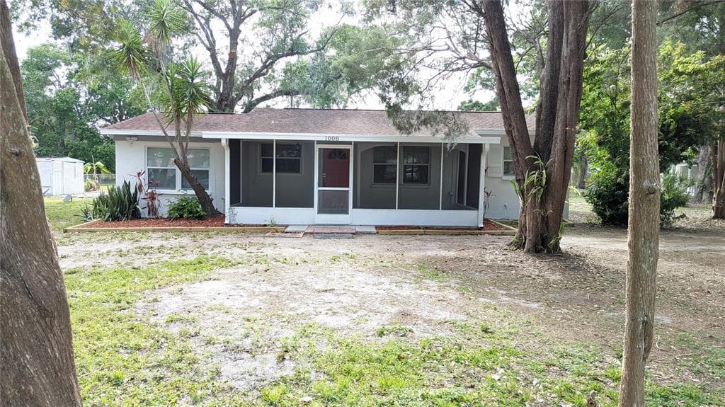 1008 MERCER LOOP