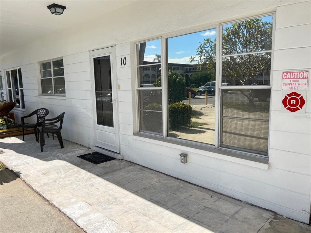 2430 BRAZILIA DRIVE UNIT 10 CLEARWATER, FL 33763