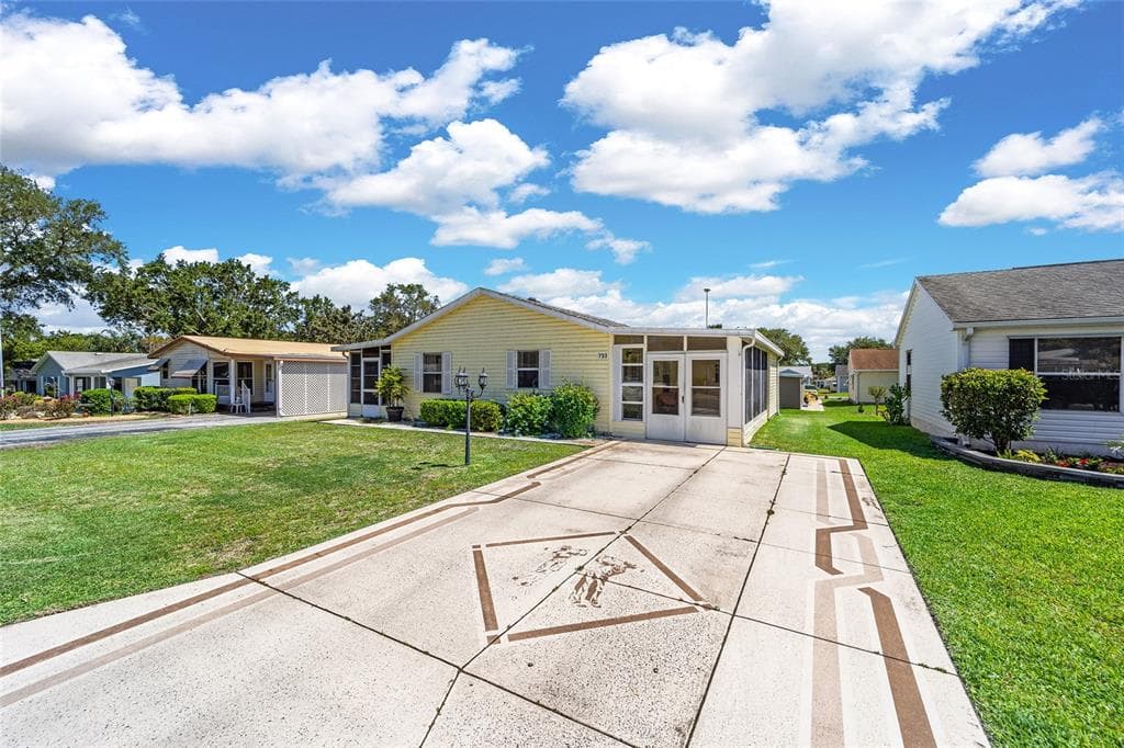 733 PRADO DRIVE