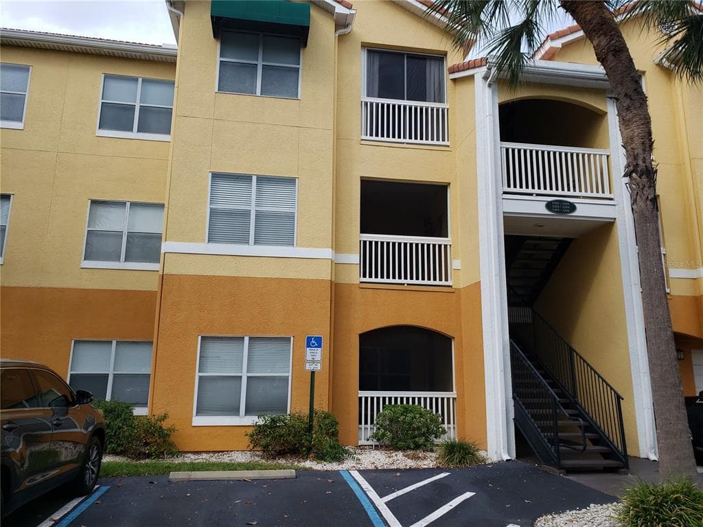 10764 70TH AVENUE UNIT 1201 SEMINOLE, FL 33772